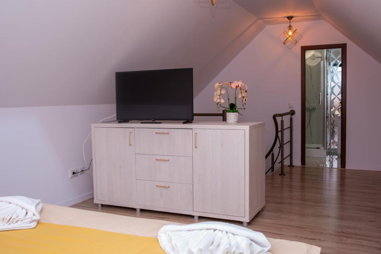 Casuta Doi Ponei Villa Buşteni Dış mekan fotoğraf